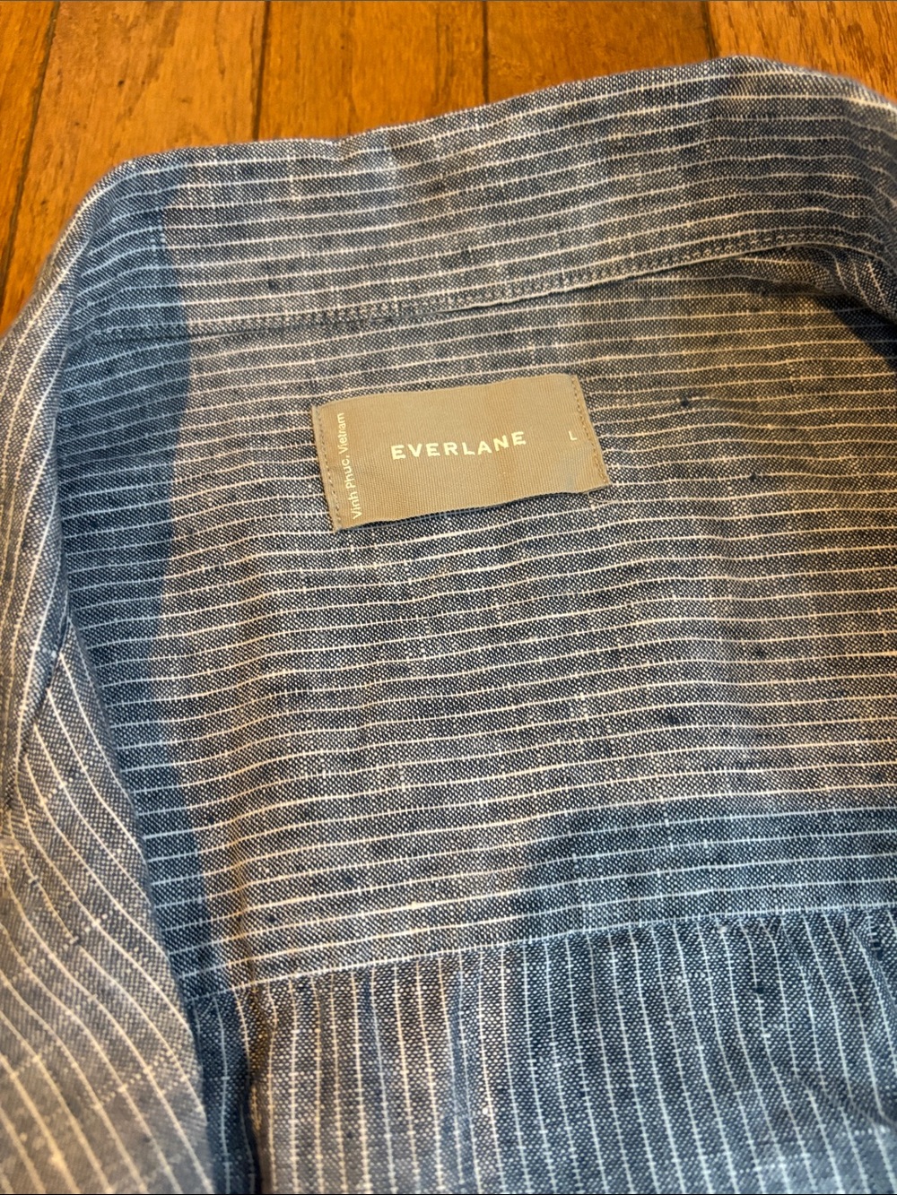 Everlane Blue Striped Linen Short-Sleeve Button-Down Shirt - Picture 4 of 5